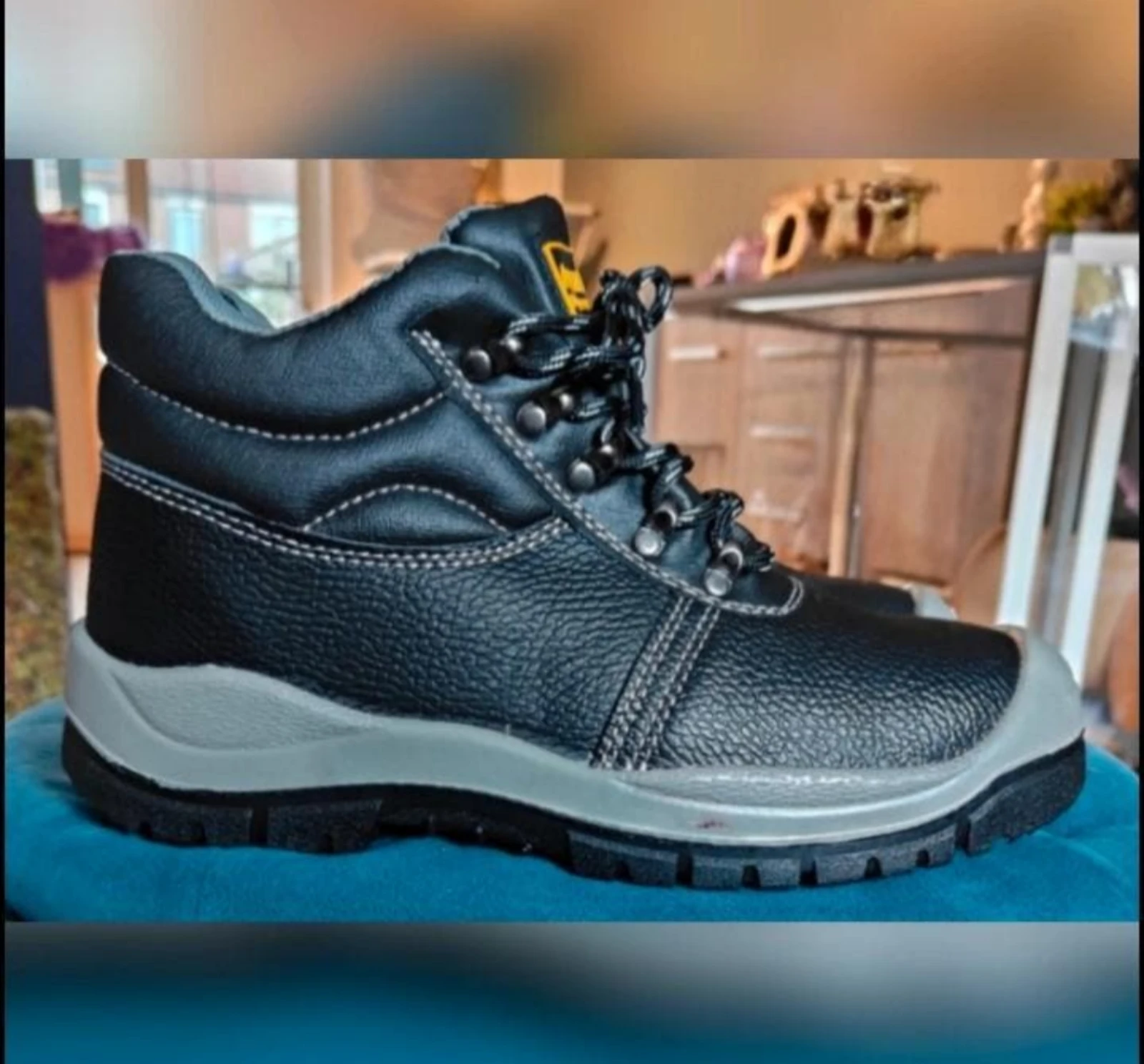 Nieuwe veiligheids/werkschoenen Satexo Rock ll S3 SRC maat 4